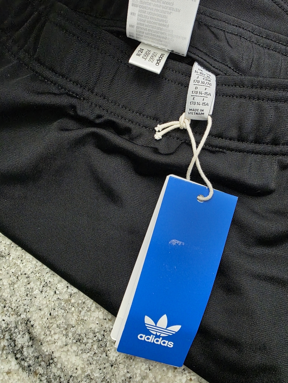 Adidas Original Firebird Skirt Kids. NEW! - Picture 7 of 15